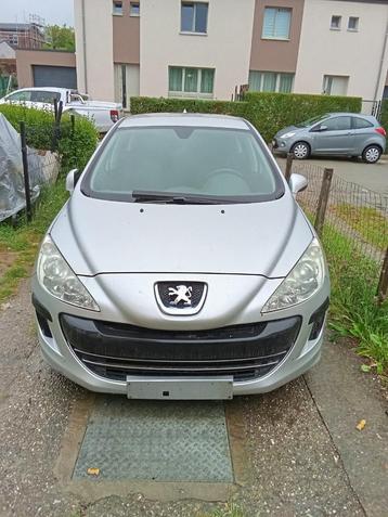Peugeot 308 essence de 2008 pour pièces.. beschikbaar voor biedingen