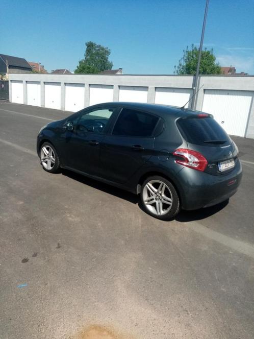 Peugeot 208, Auto's, Peugeot, Particulier, ABS, Adaptieve lichten, Airbags, Airconditioning, Boordcomputer, Centrale vergrendeling