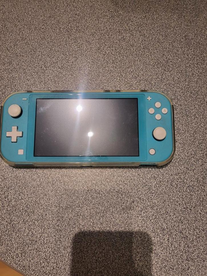 Nintendo switch te koop, Games en Spelcomputers, Spelcomputers | Nintendo Switch Lite, Zo goed als nieuw, Turquoise, Met beschermhoes of tas