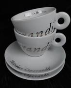 Limited Edition Illy Cappuccino Cups met Schotel "Modus Oper, Huis en Inrichting, Kop(pen) en/of Schotel(s), Gebruikt, Ophalen of Verzenden