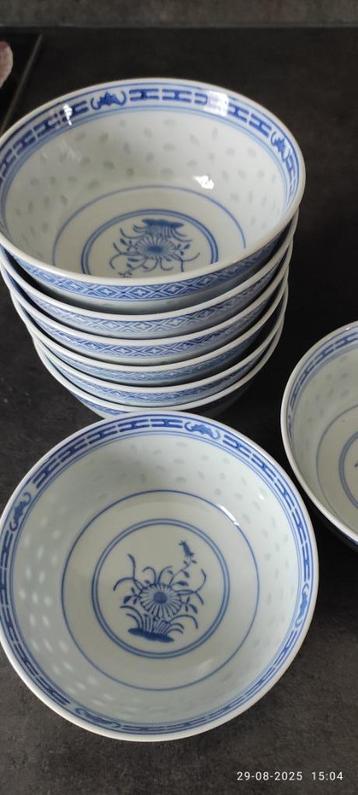 Chinese kommetjes beschikbaar voor biedingen