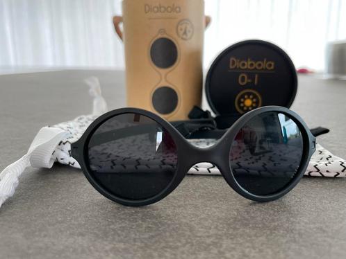 Ki ET LA baby zonnebril Diabola zwart van 0-12 mnd, Kinderen en Baby's, Babymode-accessoires, Nieuw, Ophalen of Verzenden