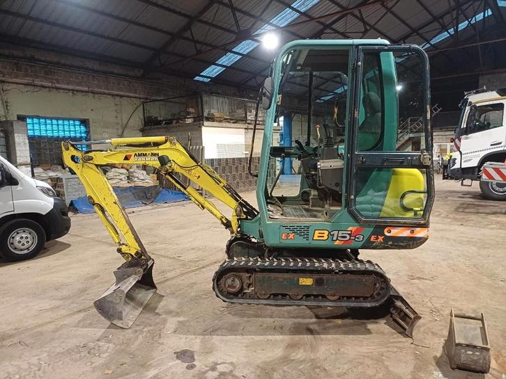 MISE EN VENTE d'une Excavatrice YANMAR B15, Articles professionnels, Machines & Construction | Grues & Excavatrices, Excavatrice