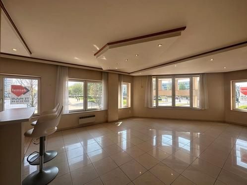 Appartement te huur in Oostende, 2 slpks, Immo, Huizen te huur, Appartement, C