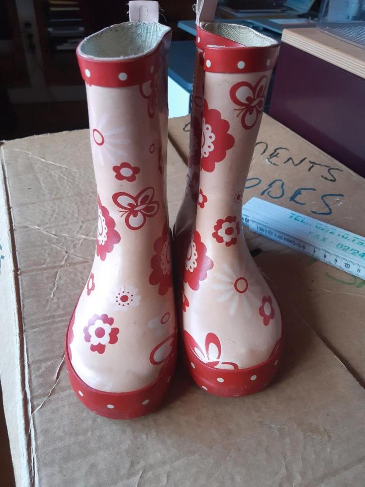 Bottes caoutchouc roses pointures 25, Kinderen en Baby's, Kinderkleding | Schoenen en Sokken, Gebruikt, Laarzen, Jongen of Meisje