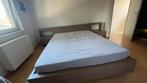 Bed 160 met 2 nachtkastjes, commode en spiegel, Ophalen, Gebruikt, 160 cm