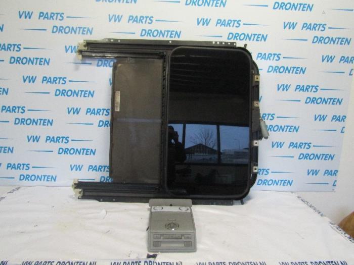 Toit ouvrant coulissant d'un Volkswagen Touareg, Autos : Pièces & Accessoires, Carrosserie & Tôlerie, Volkswagen, Utilisé, 3 mois de garantie