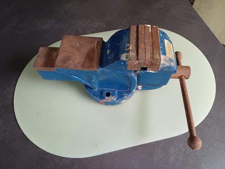 bankschroef, Doe-het-zelf en Bouw, Werkbanken, Zo goed als nieuw, 70 tot 120 cm, Bankschroef, Ophalen