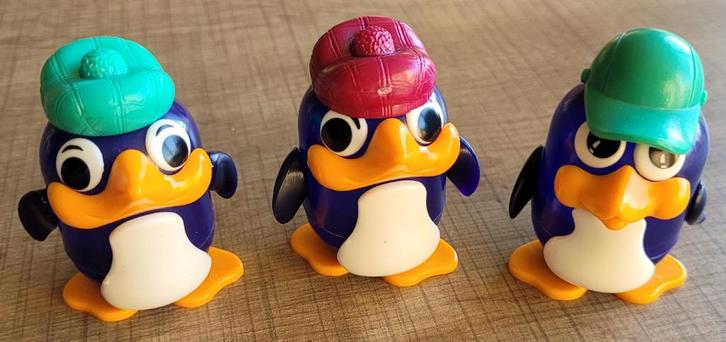 Oude verzamelfiguurtjes Ferrero: 3 Pinguïns, Verzamelen, Poppetjes en Figuurtjes, Zo goed als nieuw, Ophalen of Verzenden