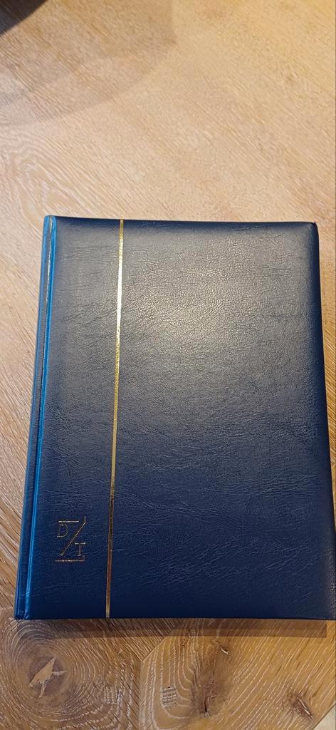 Dezittere Postzegelalbum blauw, Audio, Tv en Foto, Fotoalbums en Accessoires, Ophalen