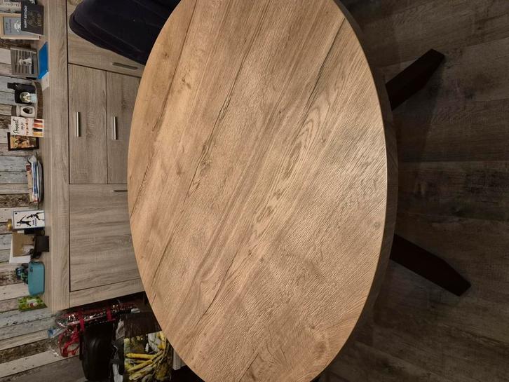 Nieuwstaat ronde tafel diameter 120cm., Huis en Inrichting, Tafels | Eettafels, Zo goed als nieuw, Ophalen