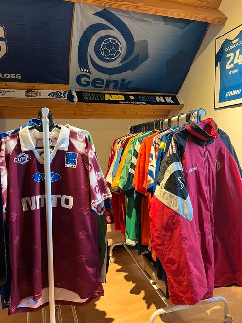 Voetbalshirts in verschillende maten te koop/te ruil, Verzamelen, Sportartikelen en Voetbal, Shirt, Ophalen of Verzenden