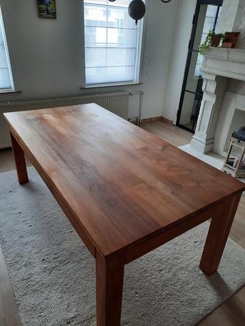 teak eettafel  beschikbaar voor biedingen