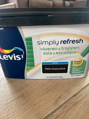 Levis grond/trapverf beschikbaar voor biedingen