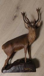 Statuette cerf, Enlèvement ou Envoi