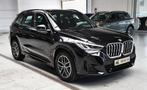 BMW X1 1.5iAS sDrive M-Sport NIEUW - NAVI / CAMERA / PDC, Auto's, BMW, 1935 kg, Gebruikt, Alcantara, Zwart