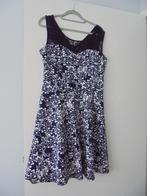 Zomerkleed merk Victoria te koop. M 42, Vêtements | Femmes, Robes, Taille 42/44 (L), Au-dessus du genou, Comme neuf, Bleu