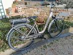 Dames fiers électrique., Fietsen en Brommers, Elektrische fietsen, Minder dan 47 cm, Gebruikt, 50 km per accu of meer, Overige merken