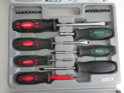 Boite de tournevis SCHRAUBENDREHERSATZ, Auto diversen, Autogereedschap, Zo goed als nieuw, Ophalen of Verzenden