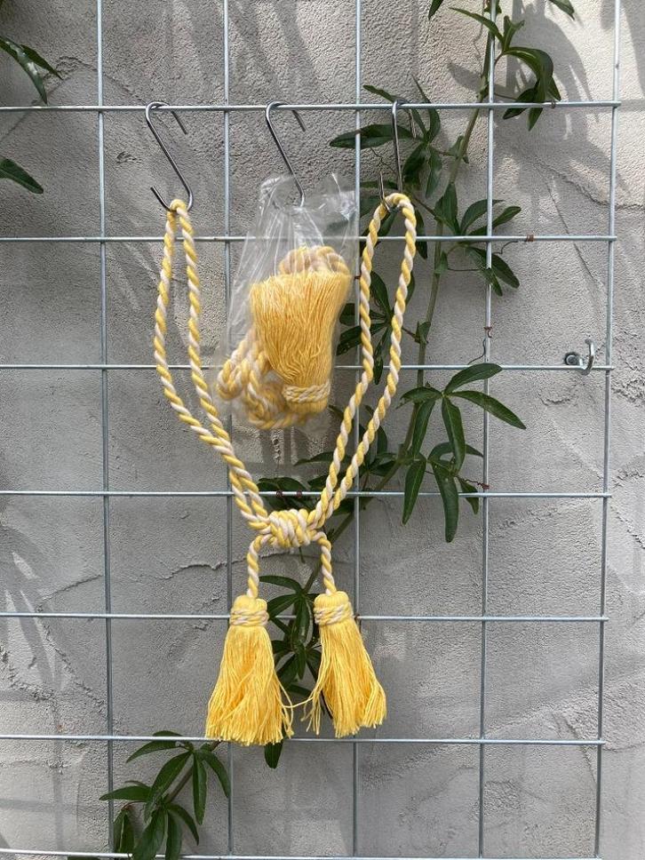 EMBRASSE MET DUBBELE FLOS GEEL NIEUW, Huis en Inrichting, Stoffering | Gordijnen en Lamellen, Nieuw, Overige kleuren, Verzenden