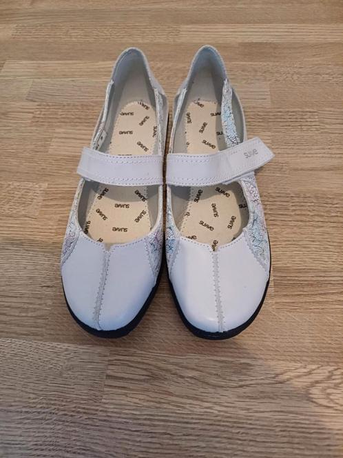 8029 SUAVE schoenen geschikt voor steunzolen maat 39, Kleding | Dames, Schoenen, Zo goed als nieuw, Ophalen of Verzenden
