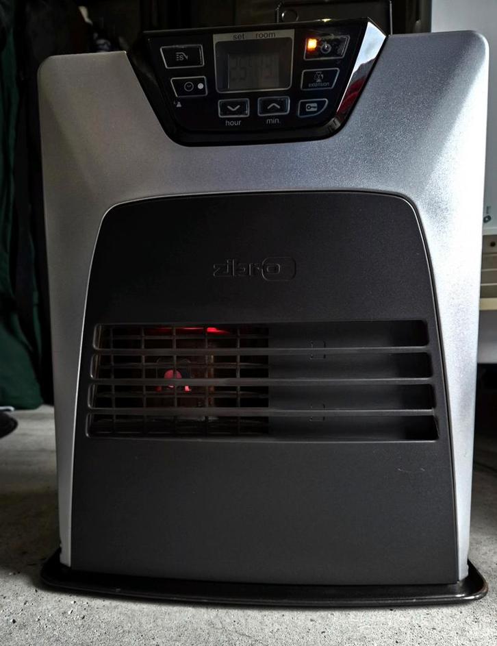 Zibro petroleumkachel, Huis en Inrichting, Kachels, Zo goed als nieuw, Vrijstaand, Petroleumkachel, Overige brandstoffen, Ophalen