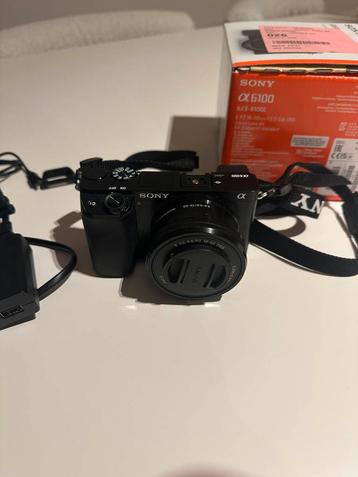 Sony a6100 digitaal camera beschikbaar voor biedingen