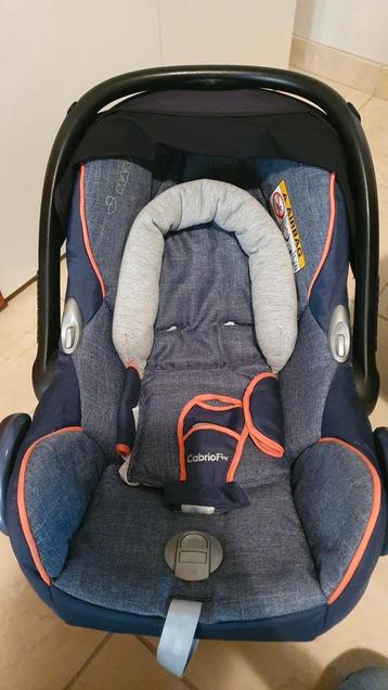 Maxi cosi met hoes rêve d'anais beschikbaar voor biedingen