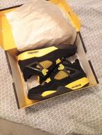 Air Jordan 4 Retro Thunder (2023) NIEUW - Maat 46, Kleding | Heren, Schoenen, Ophalen, Overige kleuren, Sportschoenen, Nike