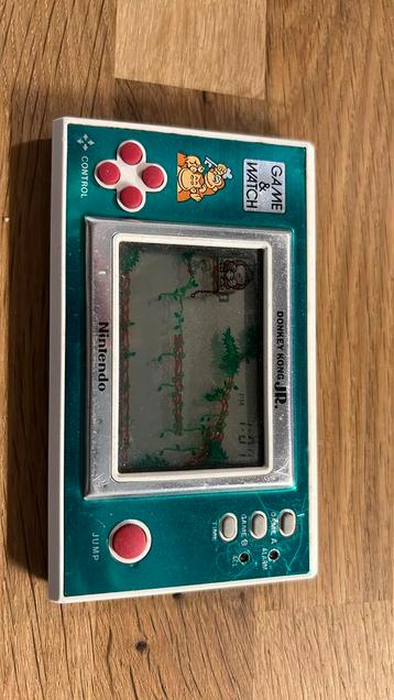 Game & watch beschikbaar voor biedingen