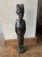 handgesneden houten beeldje vrouw  congo, Enlèvement