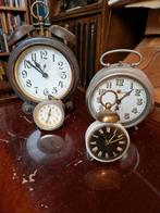 Lot de 4 réveils vintage, Antiquités & Art, Antiquités | Horloges, Enlèvement ou Envoi