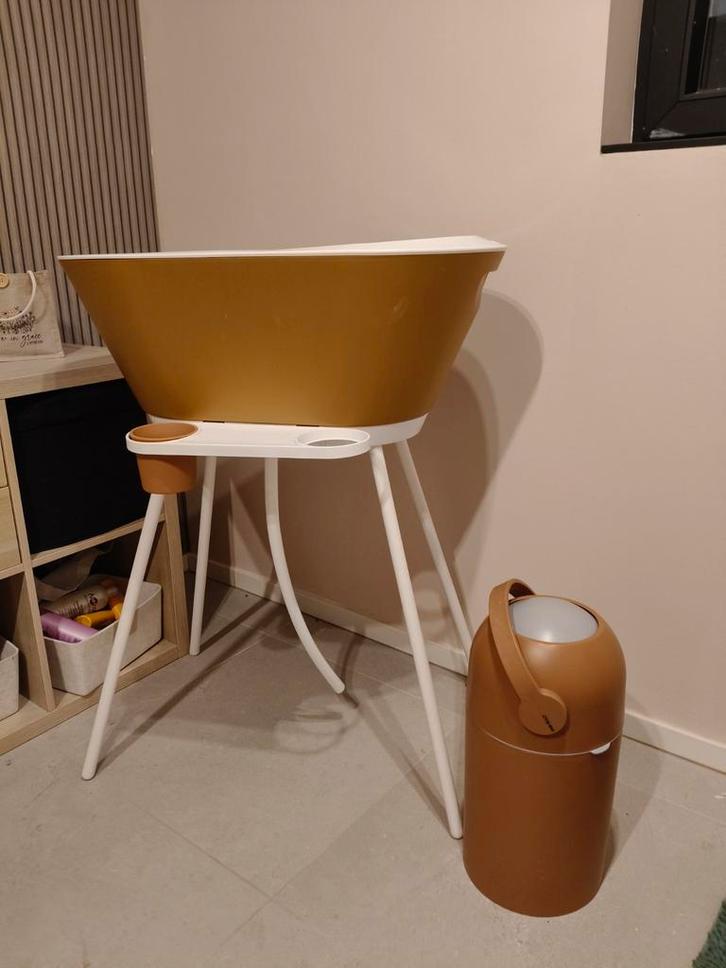 Ensemble de bain et seau à couches We-too pour bébé assortis, Enfants & Bébés, Bains & Soins, Poubelle à couches, Standard, Enlèvement