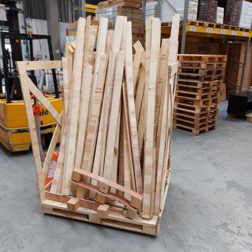 Brandhout kachelhout latten pallet  beschikbaar voor biedingen