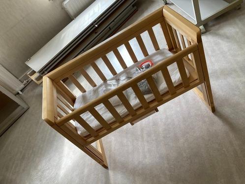 Berceau Cododo en bois, Kinderen en Baby's, Kinderkamer | Bedden, Gebruikt, Minder dan 140 cm, Minder dan 70 cm, Matras, Ophalen