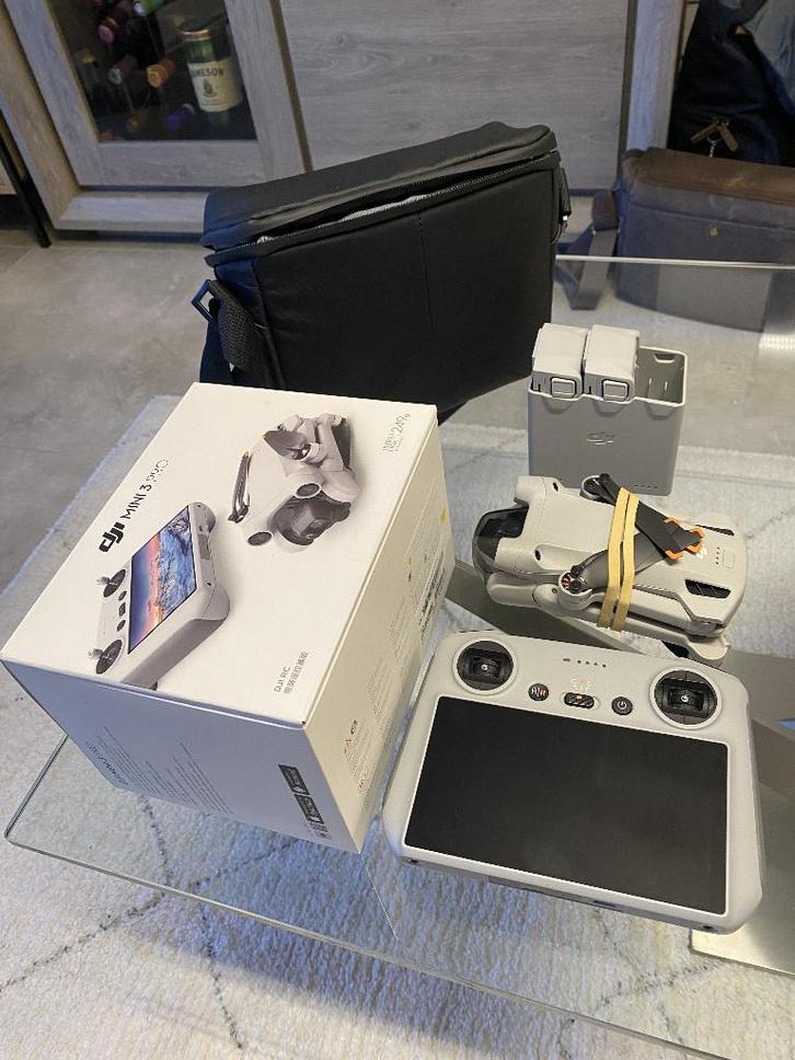 DJI Mini 3 PRO - Smart Controller Fly More Combo, Audio, Tv en Foto, Drones, Zo goed als nieuw, Cameradrone, Topkwaliteit, DJI