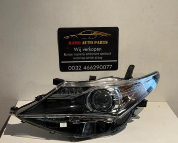 TOYOTA AURIS XENON LED KOPLAMP LINKS 8117-02E40 ORIGINEEL beschikbaar voor biedingen