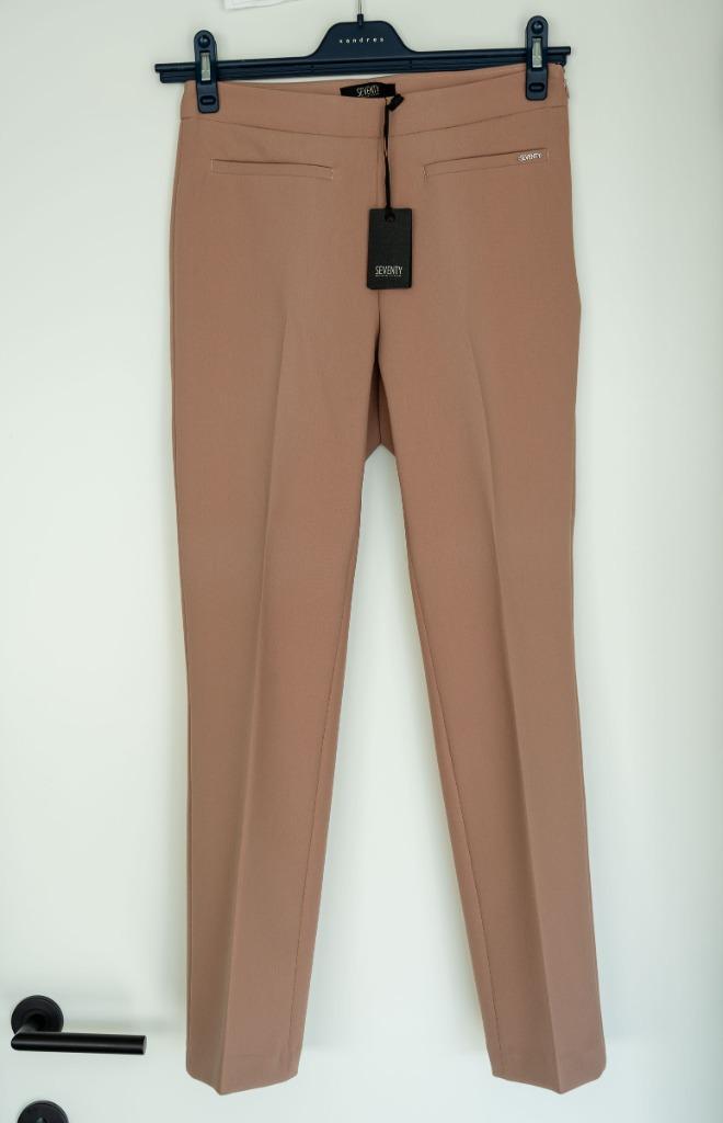 Broek, merk Seventy, NIEUW, maat 36, Kleding | Dames, Broeken en Pantalons, Nieuw, Maat 36 (S), Beige, Verzenden