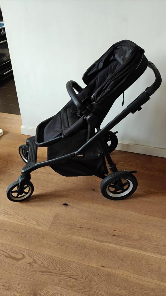 Thule Sleek (Sleek2 Black) - Kinderwagen / buggy, Enfants & Bébés, Buggys, Utilisé, Autres marques, Modèle duo, Protection de pluie
