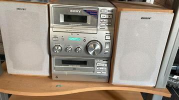 2.Sony CMT-CP100 Micro Hi-Fi Component Systeem.  beschikbaar voor biedingen