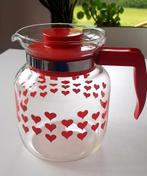 Vintage theepot hartjes.  Jaren 60. Topstaat, Ophalen