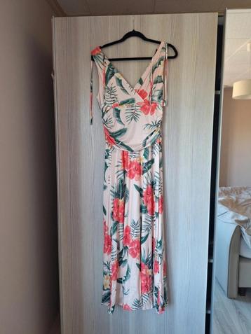 maxi jurk floral beschikbaar voor biedingen