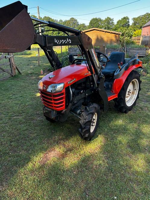 Kubota KB18 met voorlader minitractor 20pk  servostuur, Zakelijke goederen, Landbouw | Tractoren, Ophalen