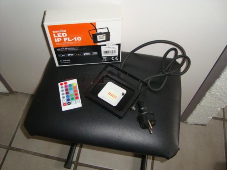 Nieuw: Eurolite LED IP FL10 SMD RGB spot met remote 20241022, Muziek en Instrumenten, Licht en Laser, Nieuw, Licht, Kleur, Ophalen of Verzenden