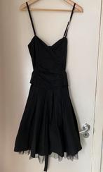 Zwarte jurk ICHI — Maat XS (geschikt voor S), Kleding | Dames, Jumpsuits, Ophalen of Verzenden, Zo goed als nieuw