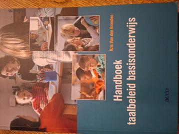 Kris Van den Branden - Handboek taalbeleid basisonderwijs beschikbaar voor biedingen