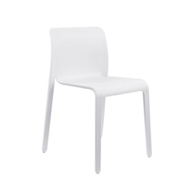 stoelen  beschikbaar voor biedingen