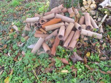 Tuyaux d'évacuatin beschikbaar voor biedingen