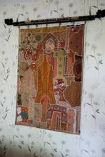tapis mural indien, Enlèvement