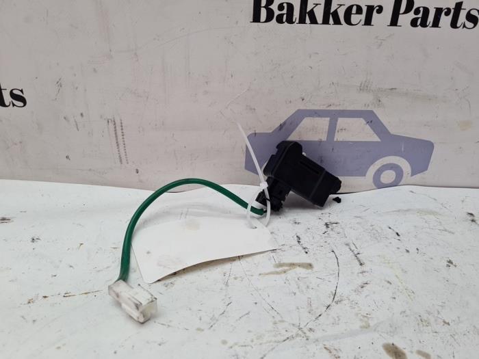 Tankklep Vergrendelingsmotor van een Hyundai I40, Auto-onderdelen, Overige Auto-onderdelen, Hyundai, Gebruikt, 3 maanden garantie